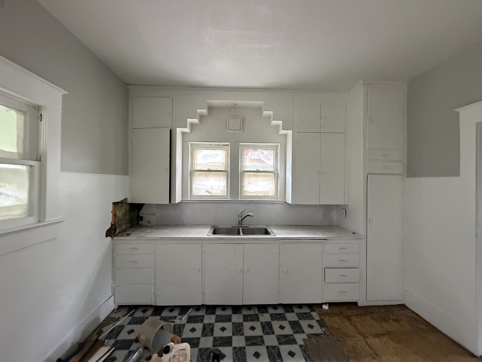Kitchen — before